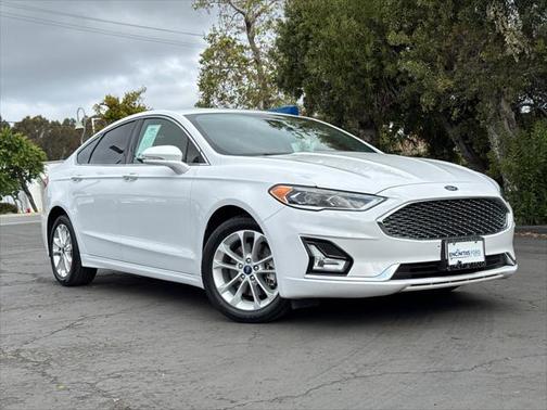 2019 Ford Fusion Energi Titanium