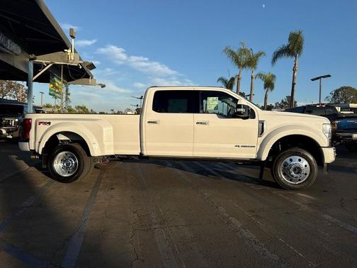2022 Ford F-450 Limited