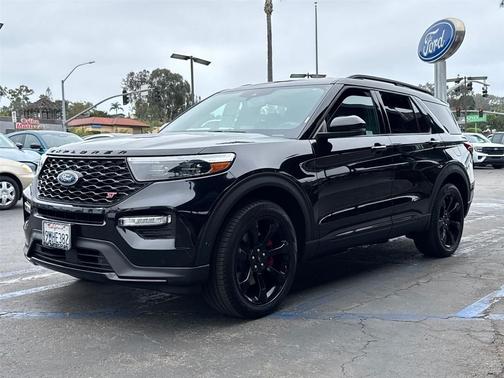 Agate Black Metallic 2023 Ford Explorer ST
