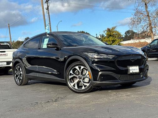 2025 Ford Mustang Mach-E Select