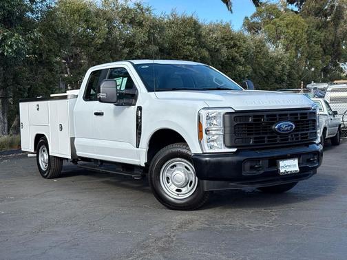 2025 Ford F-250 XL