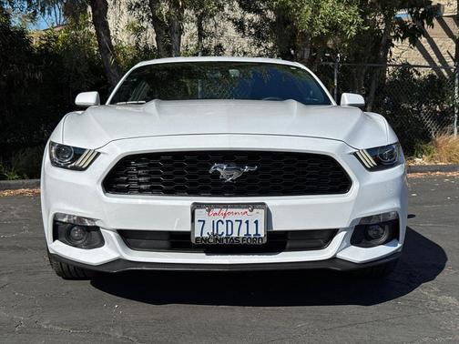 2015 Ford Mustang V6
