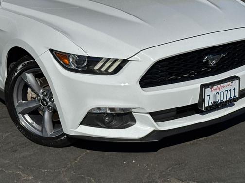 2015 Ford Mustang V6