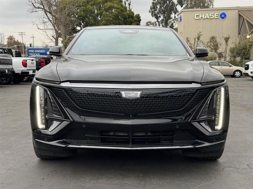 2024 Cadillac LYRIQ Sport