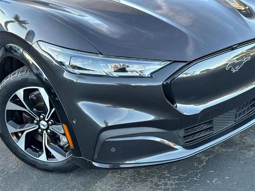 2022 Ford Mustang Mach-E Premium