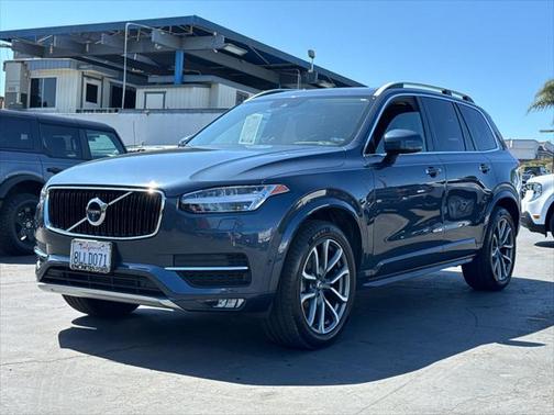 2019 Volvo XC90 T6 Momentum