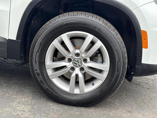 2017 Volkswagen Tiguan 2.0T S