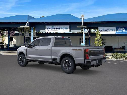 2025 Ford F-350 Platinum