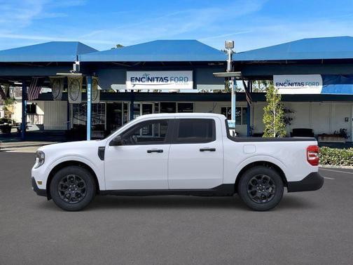 Oxford White 2026 Ford Maverick XLT