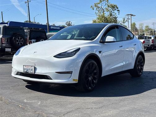 Pearl White Multi-Coat 2021 Tesla Model Y Long Range Dual Motor All-Wheel Drive