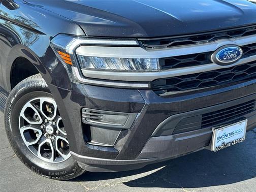 Agate Black 2024 Ford Expedition Max XLT