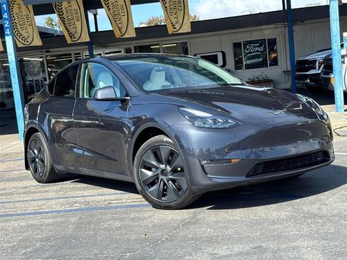 2025 Tesla Model Y Long Range Dual Motor All-Wheel Drive