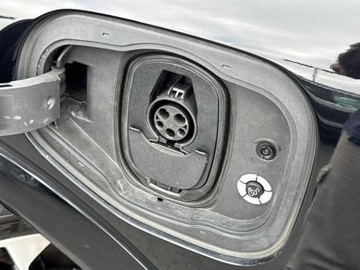 2022 Ford Mustang Mach-E Premium
