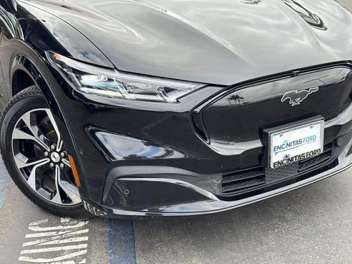 2022 Ford Mustang Mach-E Premium