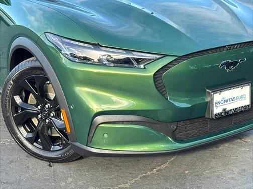 2024 Ford Mustang Mach-E Select