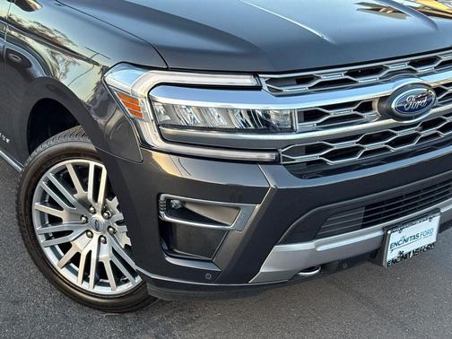 2023 Ford Expedition Platinum