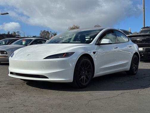 2024 Tesla Model 3 Standard Range