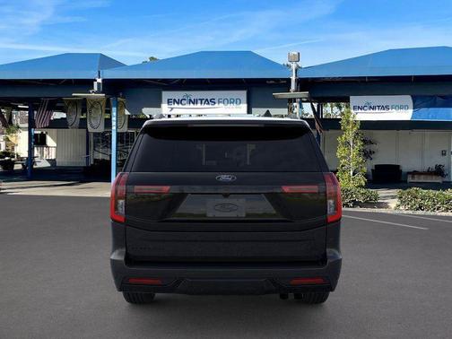 Agate Black Metallic 2026 Ford Expedition Max Platinum