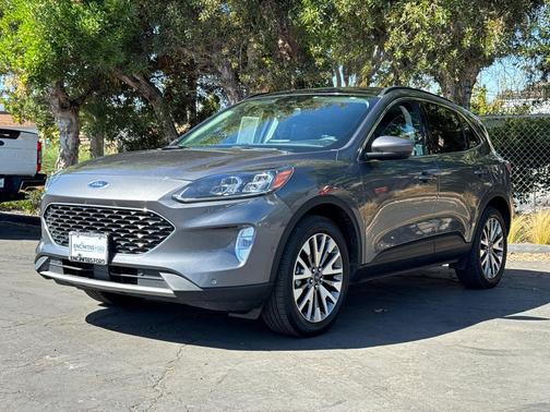 2021 Ford Escape Titanium