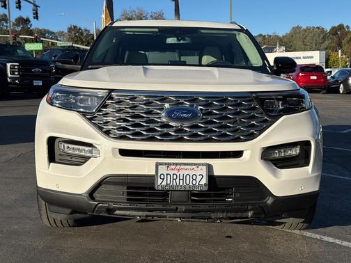 2022 Ford Explorer Platinum