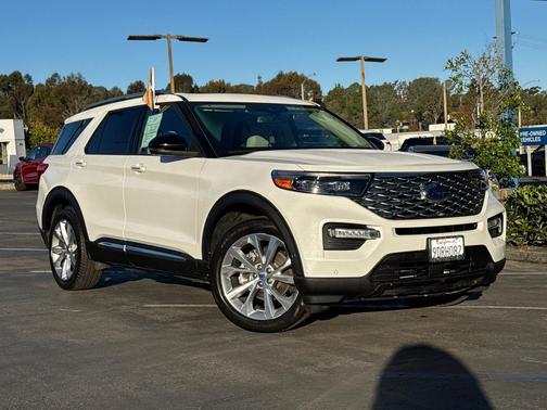 2022 Ford Explorer Platinum