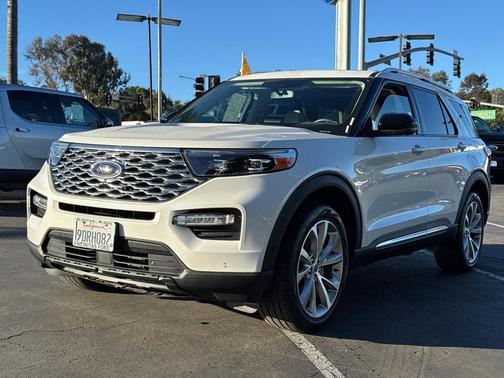 2022 Ford Explorer Platinum
