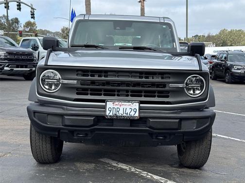 Iconic Silver 2023 Ford Bronco Base