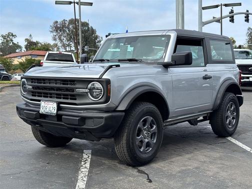 Iconic Silver 2023 Ford Bronco Base