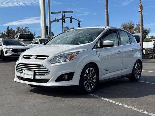 2017 Ford C-Max Energi Titanium