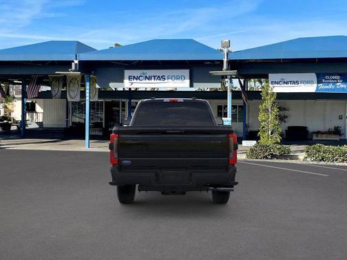 2025 Ford F-250 Platinum