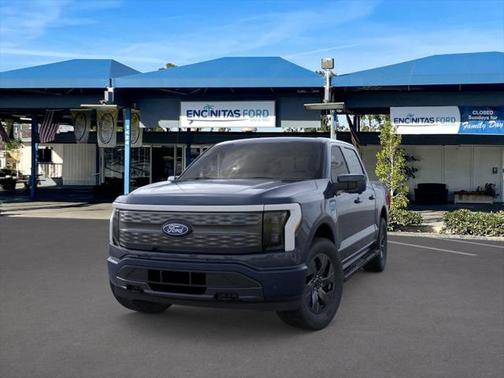 2025 Ford F-150 Lightning LARIAT