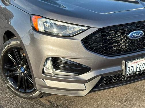 2022 Ford Edge ST Line