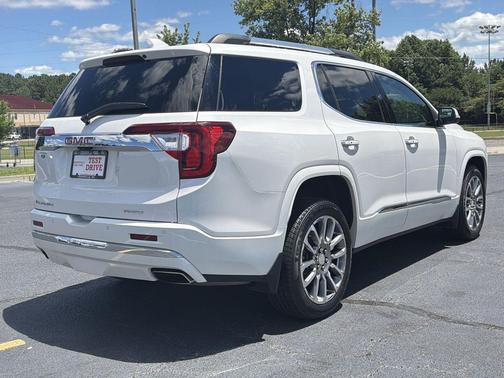 White Frost Tricoat 2023 GMC Acadia Denali
