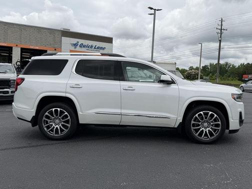 White Frost Tricoat 2023 GMC Acadia Denali