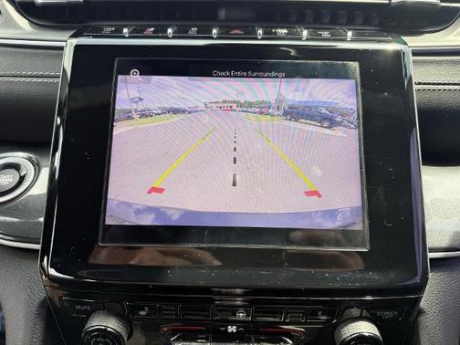 2022 Jeep Grand Cherokee LAREDO