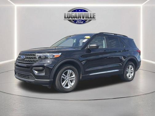 Black Metallic 2023 Ford Explorer XLT