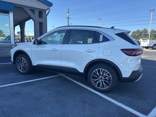 2025 Ford Escape Base