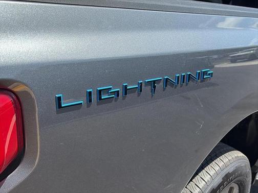 2024 Ford F-150 Lightning XLT