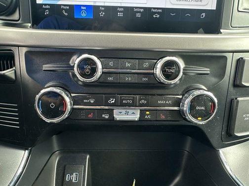 2024 Ford F-150 Lightning XLT