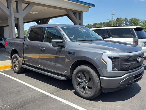 2024 Ford F-150 Lightning XLT