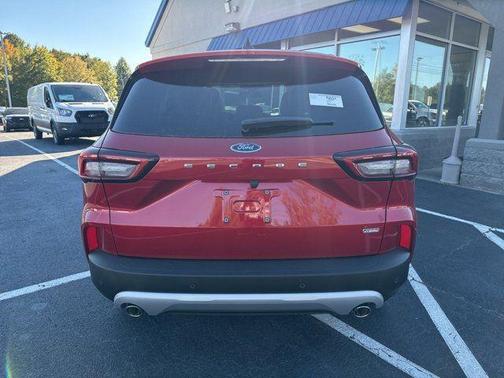 2025 Ford Escape Base