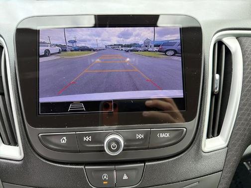 2024 Chevrolet Malibu LT W/1LT
