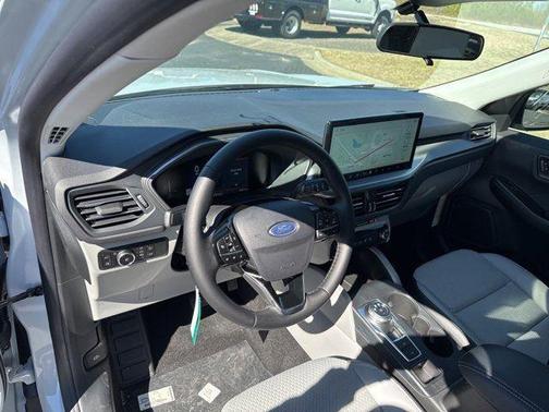 2025 Ford Escape Base