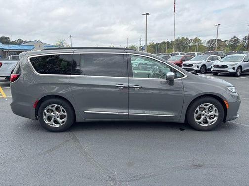 2022 Chrysler Pacifica Limited