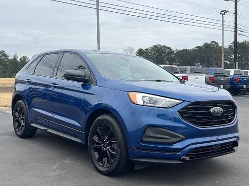 2023 Ford Edge SE