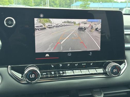 Sterling Metallic 2023 GMC Canyon Elevation