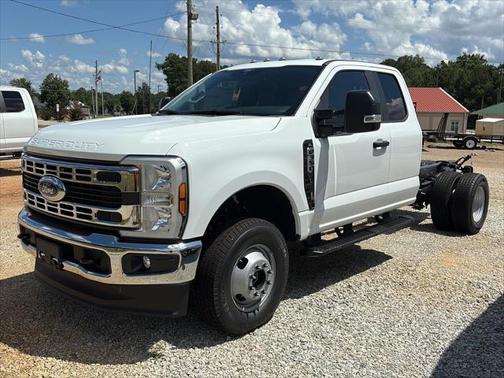 2025 Ford F-350 XL