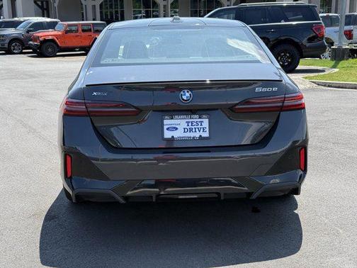 2025 BMW 550e xDrive