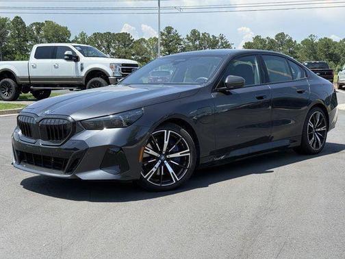 2025 BMW 550e xDrive