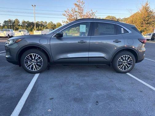 2025 Ford Escape Base
